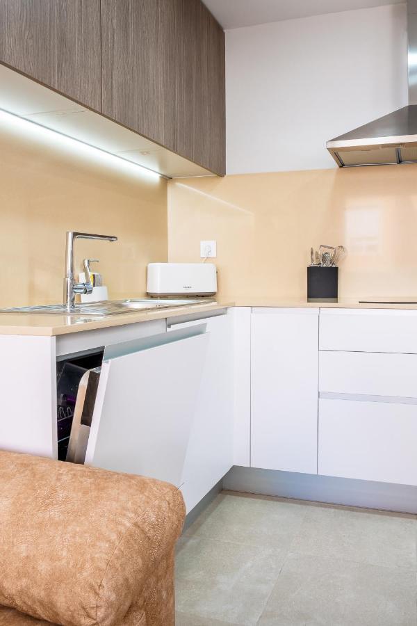 New 2020 Residencial Aqua Beach -Apartment Torrevieja Center Buitenkant foto