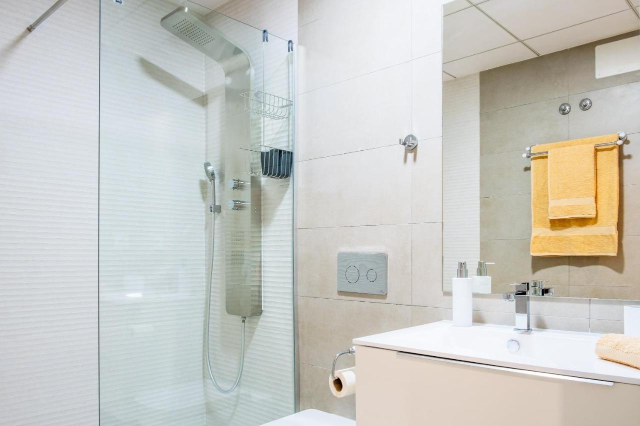 New 2020 Residencial Aqua Beach -Apartment Torrevieja Center Buitenkant foto