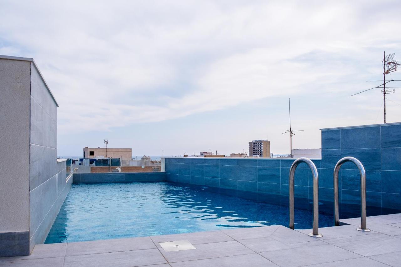 New 2020 Residencial Aqua Beach -Apartment Torrevieja Center Buitenkant foto
